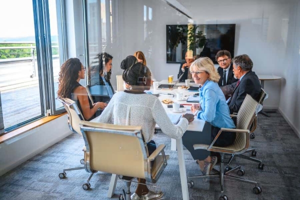 Introduction to Artificial Intelligence: From Basics to Practice